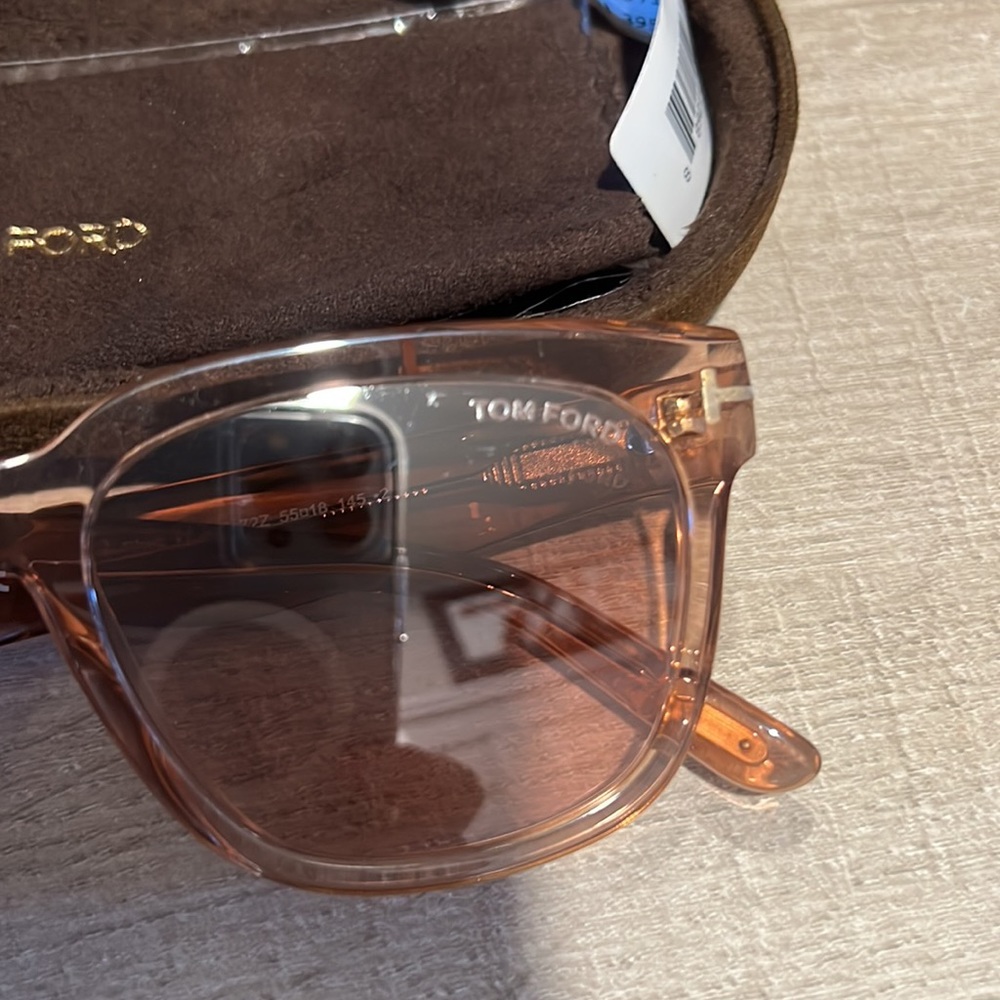 Tom Ford Sunglasses - Picture 2 of 9